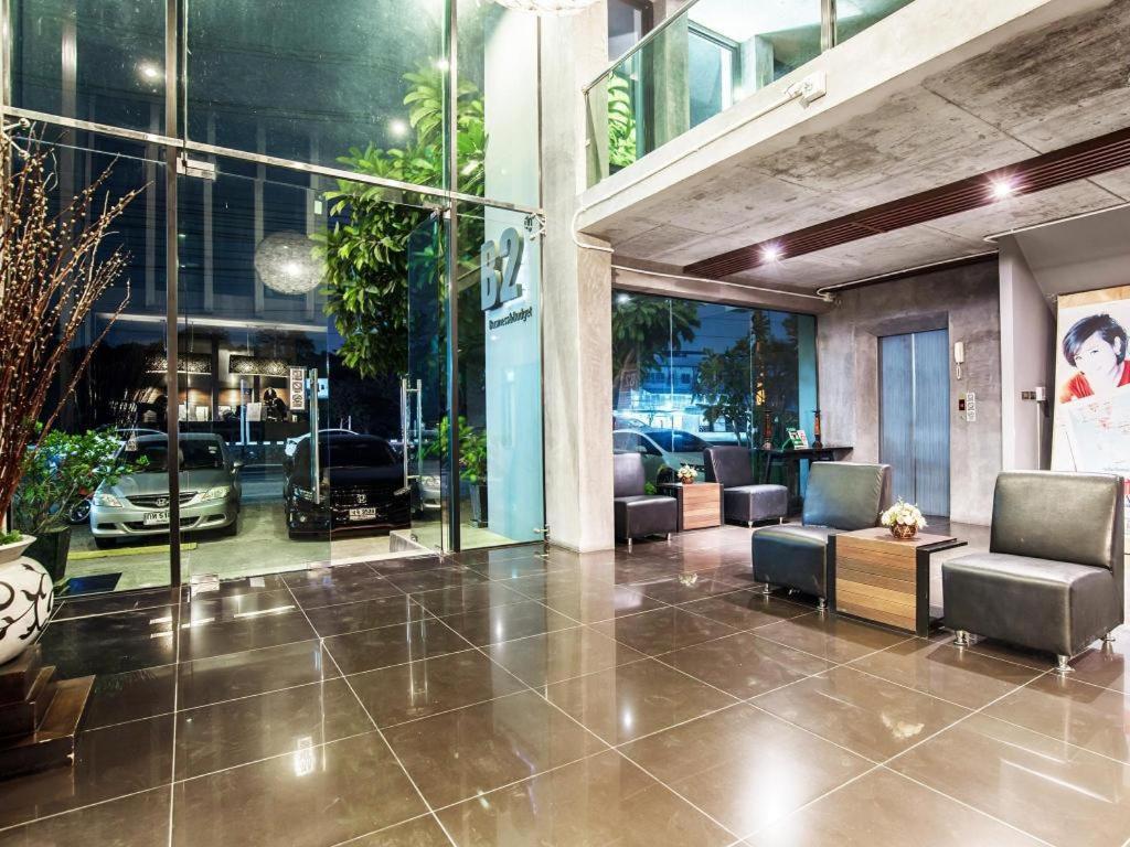 B2 Black Business And Budget Hotel Чиангмай Екстериор снимка