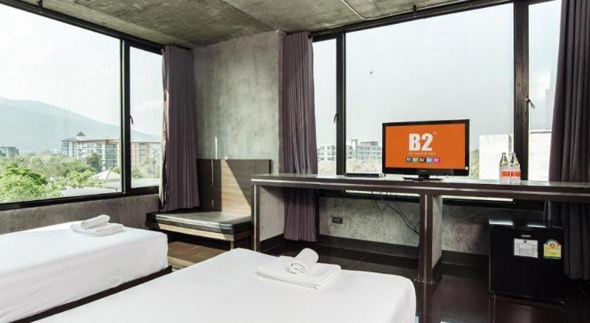 B2 Black Business And Budget Hotel Чиангмай Екстериор снимка