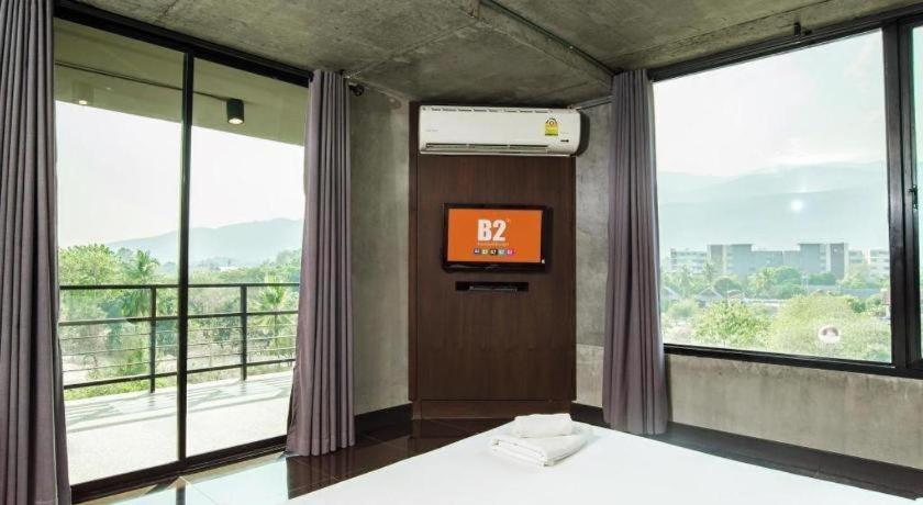 B2 Black Business And Budget Hotel Чиангмай Екстериор снимка