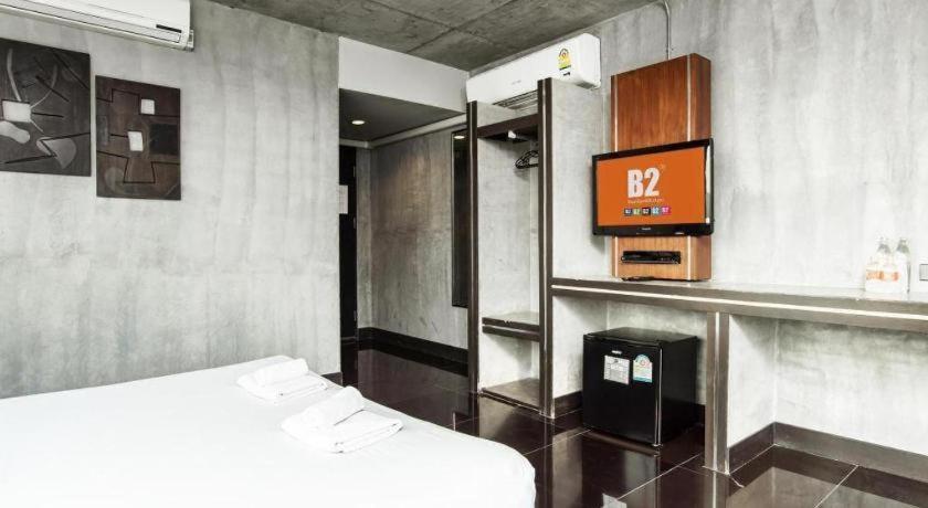 B2 Black Business And Budget Hotel Чиангмай Екстериор снимка