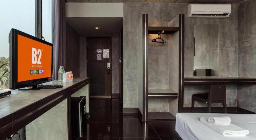 B2 Black Business And Budget Hotel Чиангмай Екстериор снимка